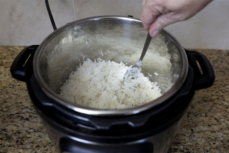 rice cooked using instant pot