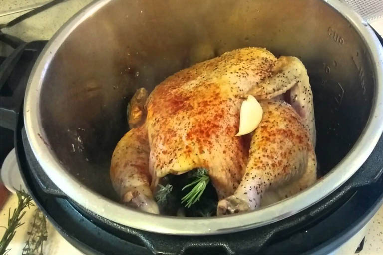 roasted chicken cooked using instant pot